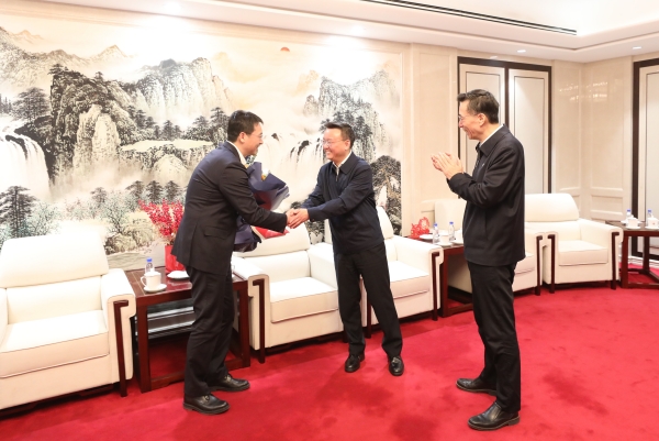 张玉卓、、、国资、、、央企、、、国资委、、、书记、、、主任、、、国企、、、企业刷新