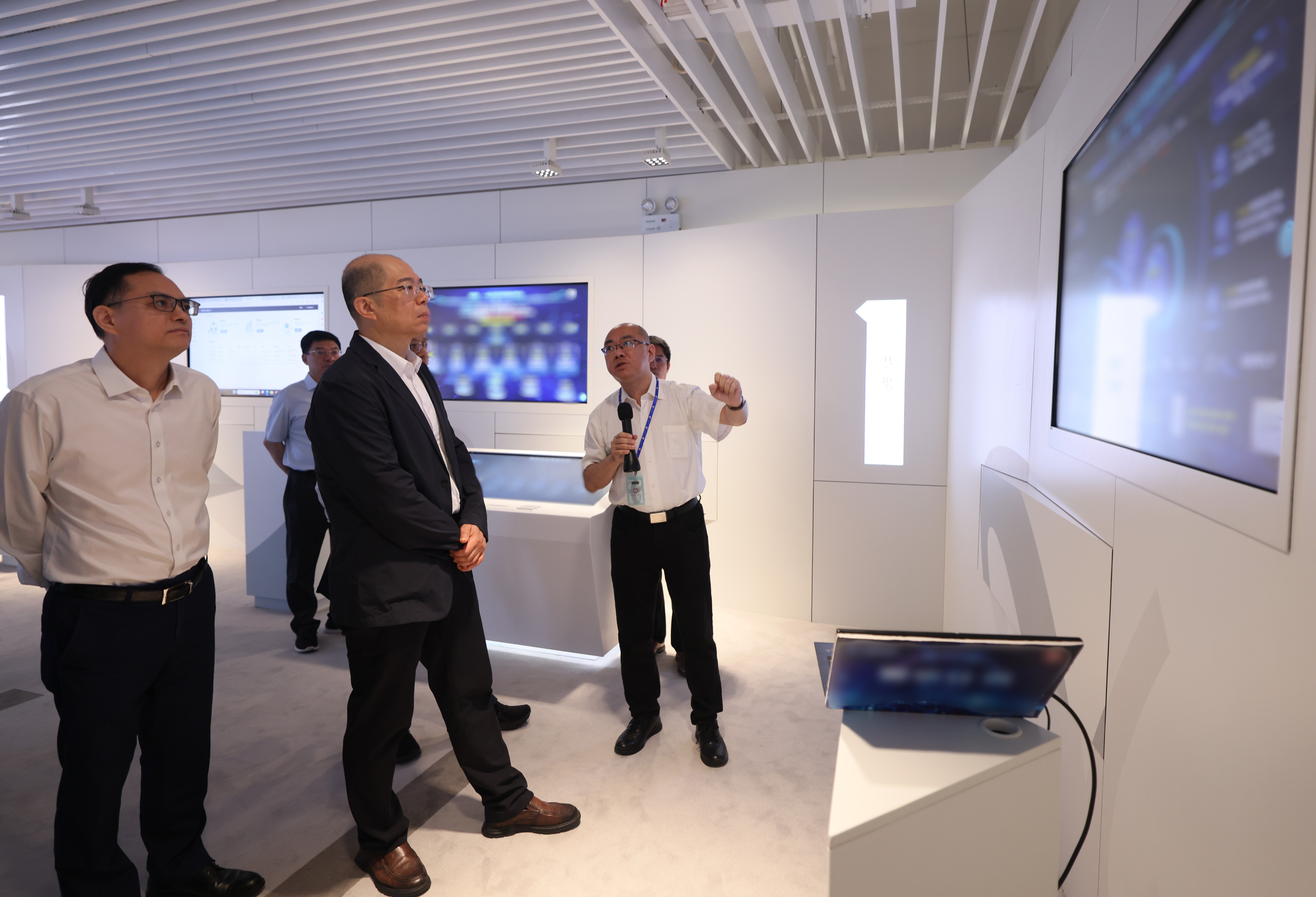 张玉卓、、国资、、央企、、国资委、、书记、、主任、、国企、、企业刷新